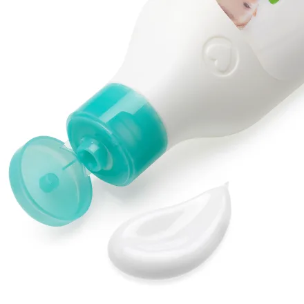 Baby body lotion ultra sensitive (250 ml) - Image 2